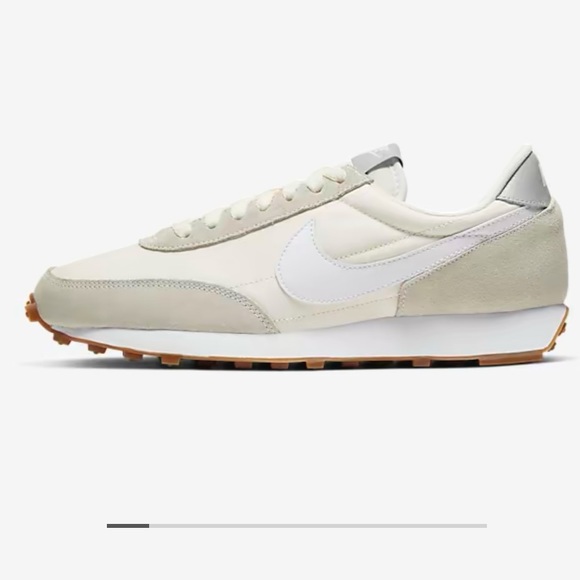 Nike Shoes - New🌿 Nike Daybreak